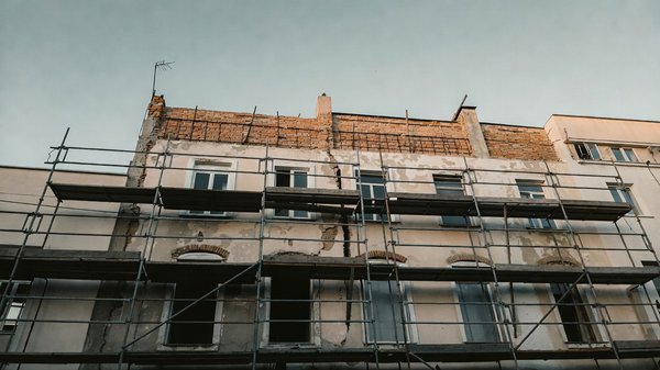 Rénovation des façades : techniques et conseils pour un résultat durable